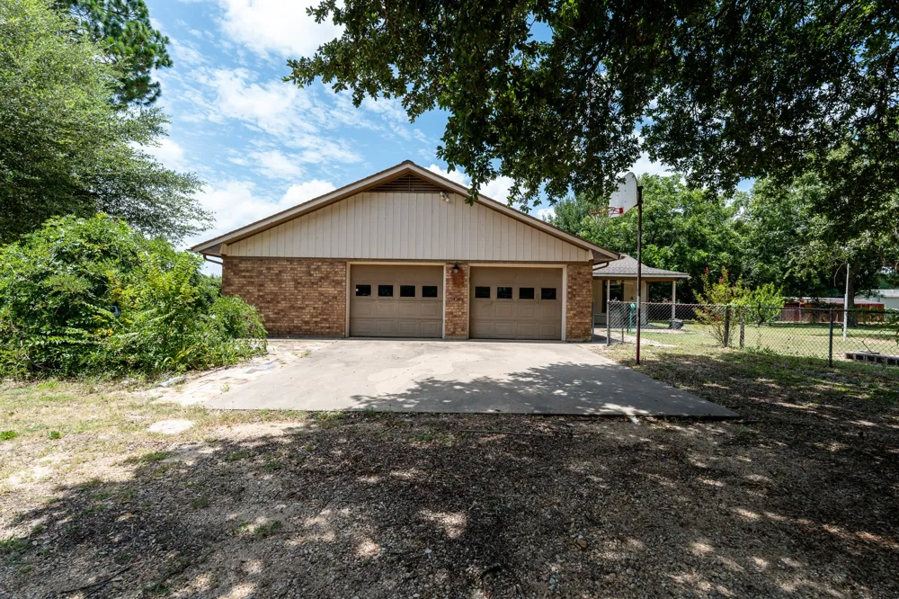 531 Sierra Drive Rockdale, TX 76567