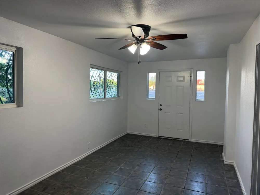 1060 Gardner Road Austin, TX 78721