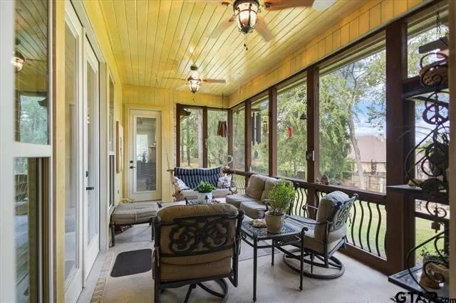 332 Hines Crossing Bullard, TX 75757