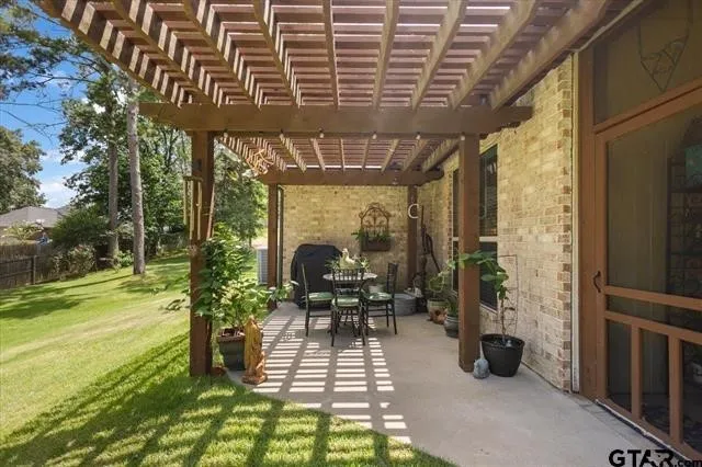 332 Hines Crossing Bullard, TX 75757