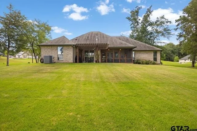 332 Hines Crossing Bullard, TX 75757