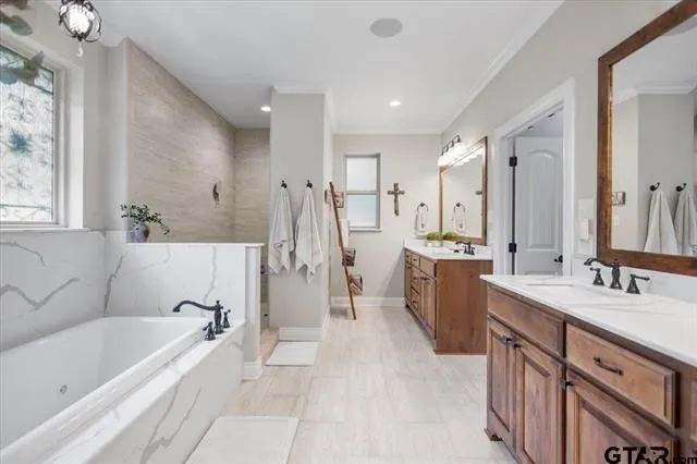 332 Hines Crossing Bullard, TX 75757