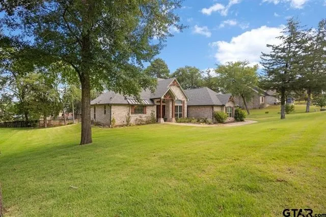 332 Hines Crossing Bullard, TX 75757
