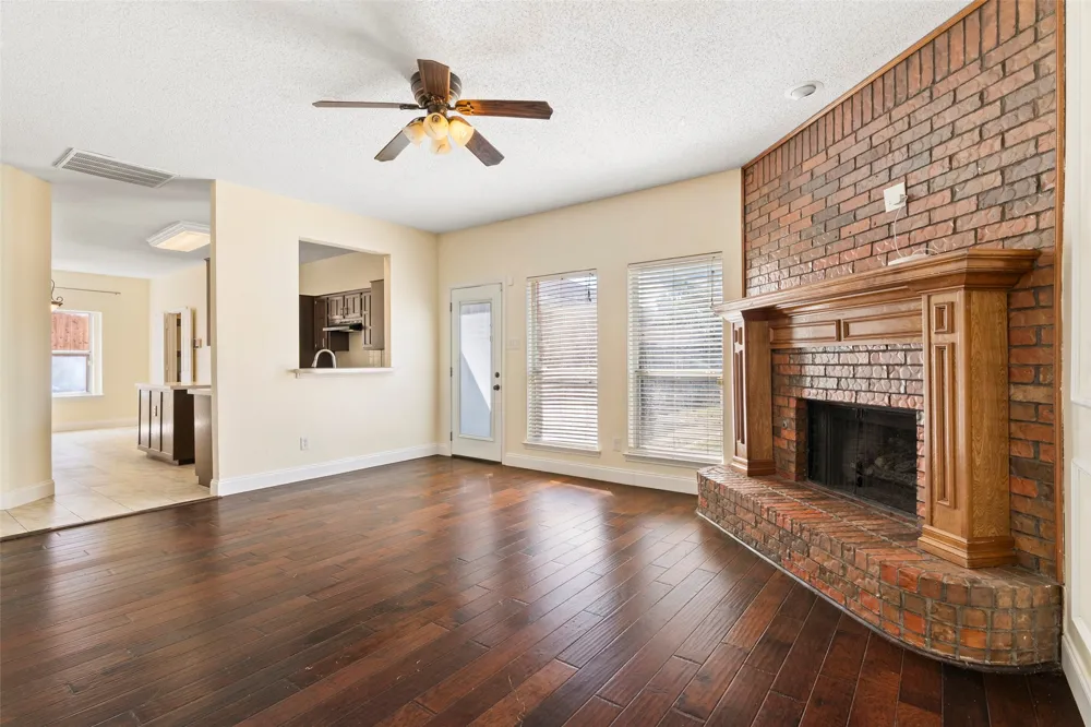2522 Primrose Lane Rowlett, TX 75089