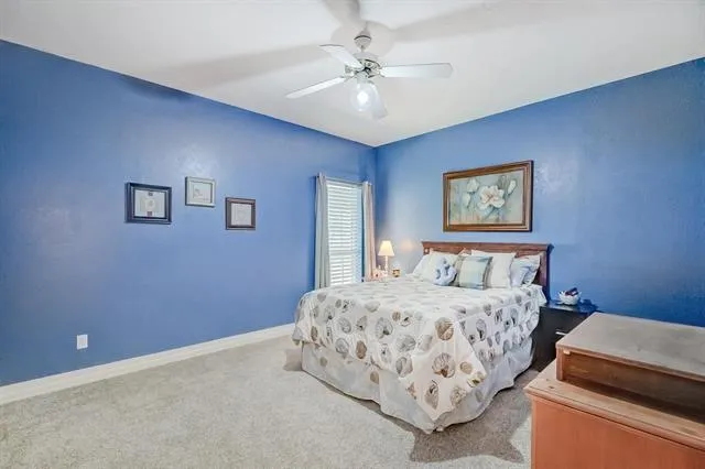 280 Brookhollow Street Vidor, TX 77662