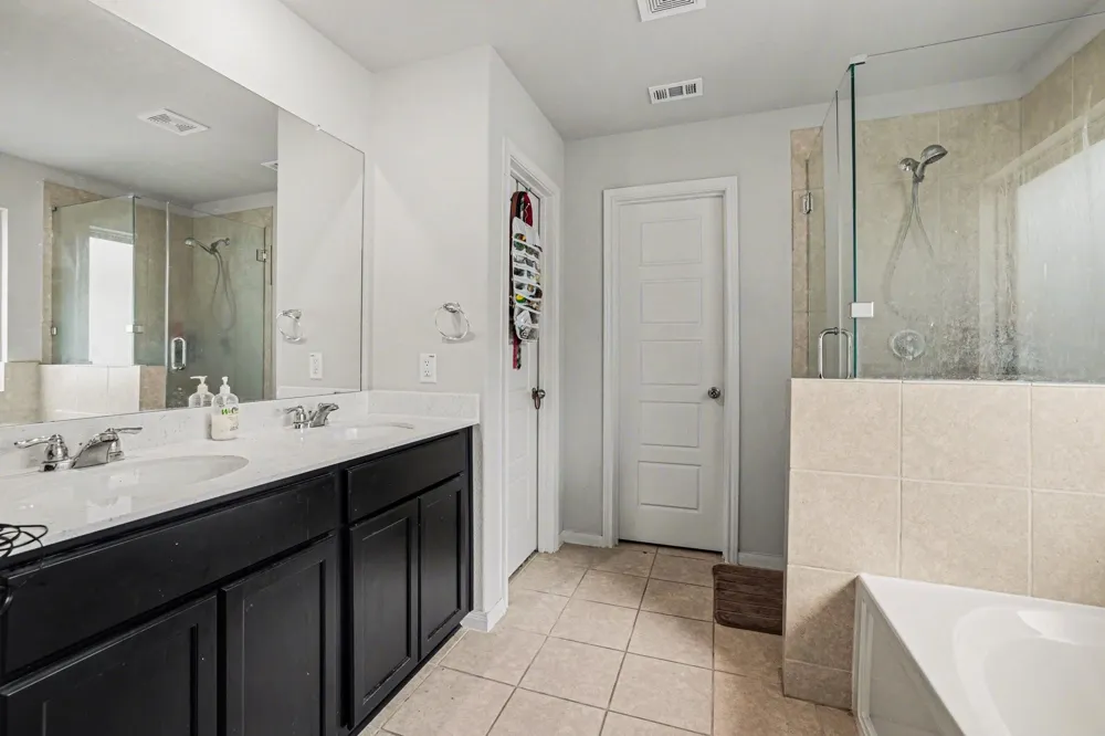 2807 Glenfield Manor Lane Houston, TX 77014