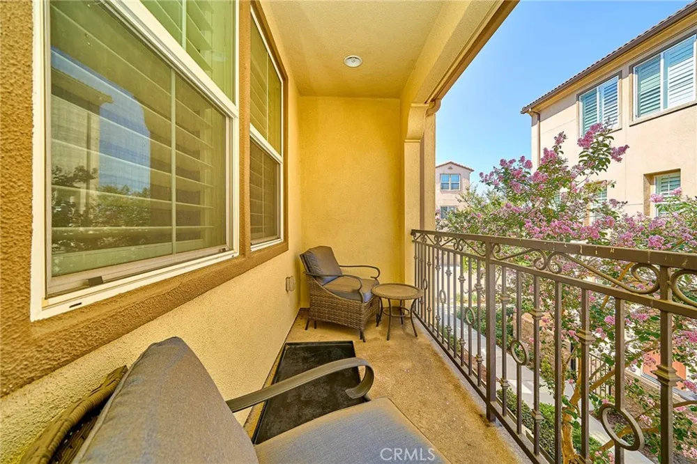 6331 Aquila Way Eastvale, CA 91752