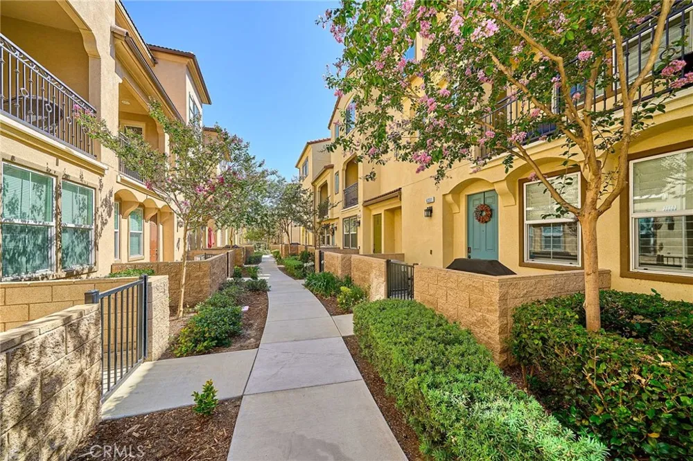 6331 Aquila Way Eastvale, CA 91752