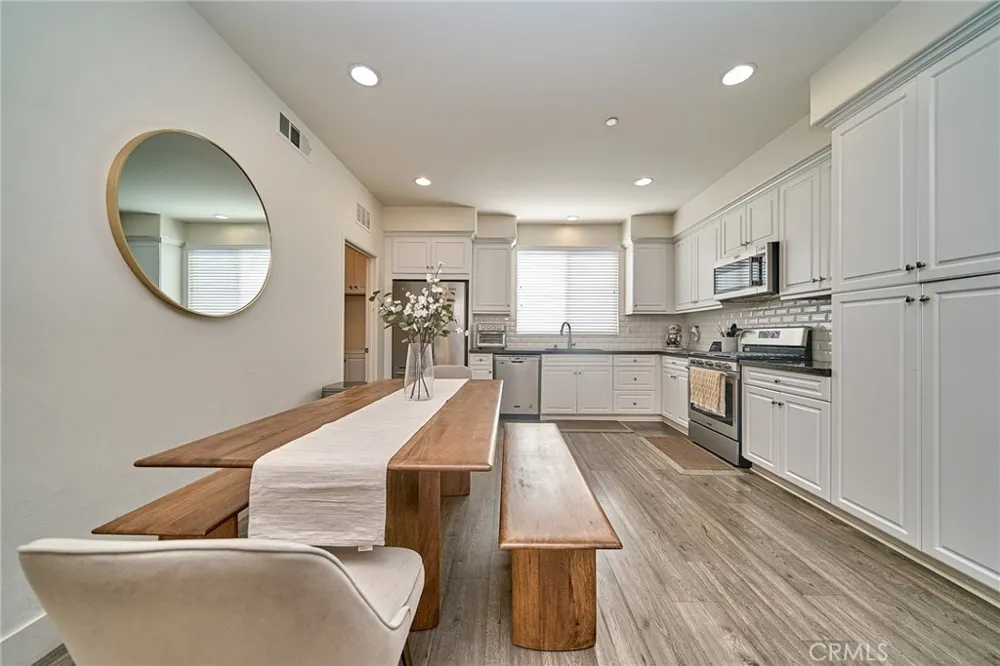 6331 Aquila Way Eastvale, CA 91752