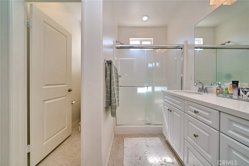 6331 Aquila Way Eastvale, CA 91752