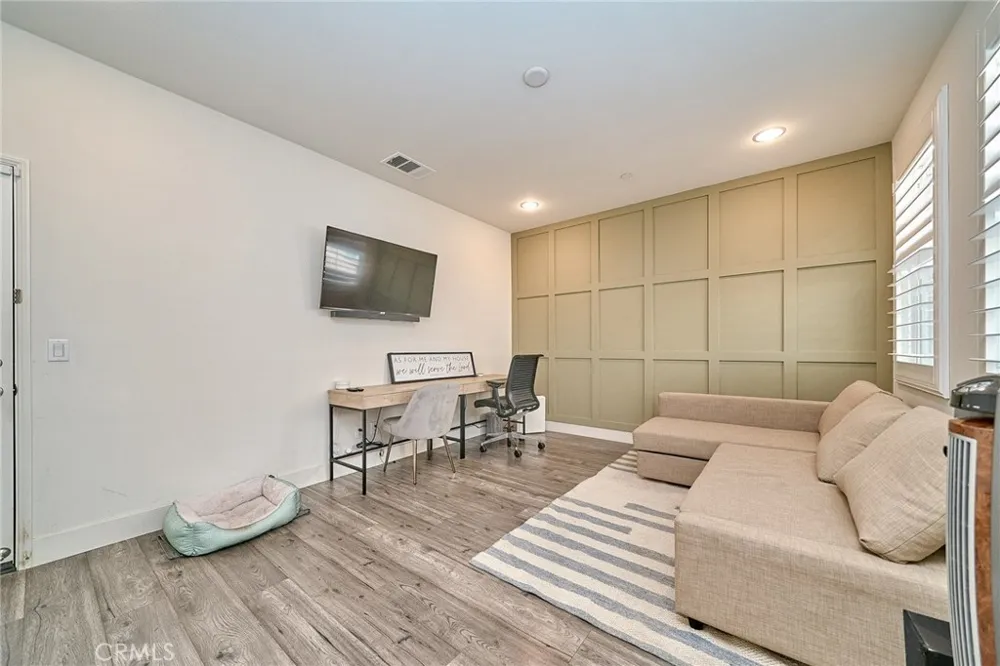 6331 Aquila Way Eastvale, CA 91752