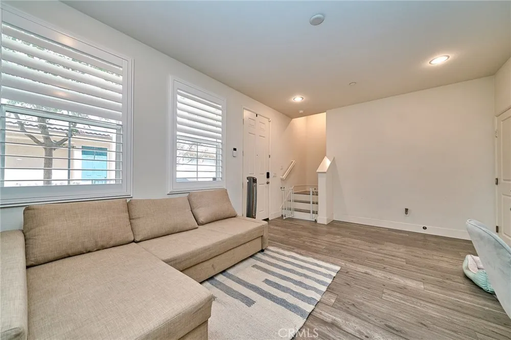 6331 Aquila Way Eastvale, CA 91752