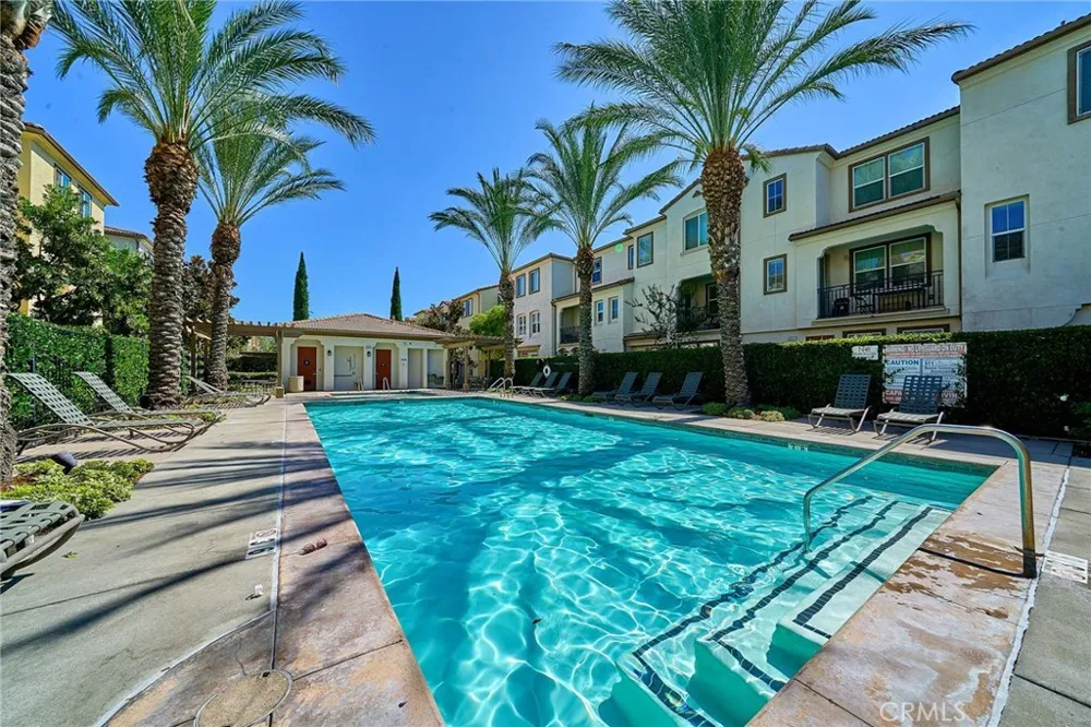 6331 Aquila Way Eastvale, CA 91752