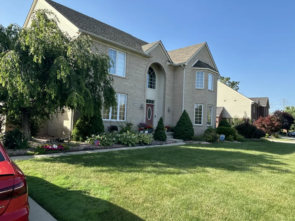 49182 Woodson Way Canton, MI 48187