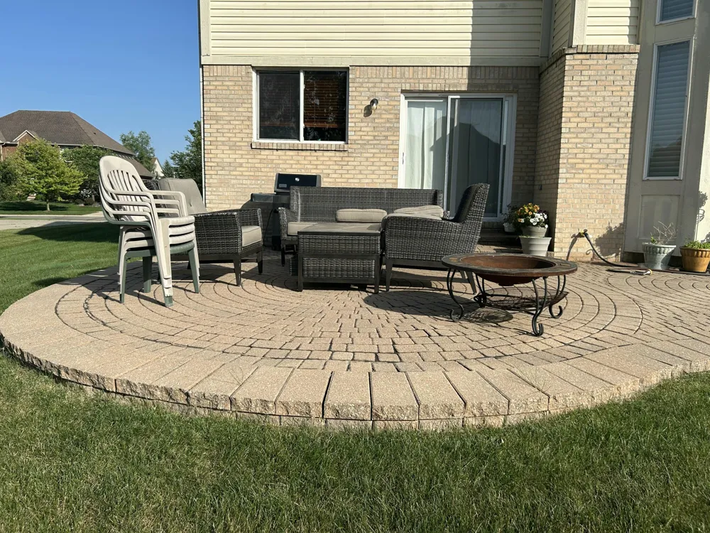 49182 Woodson Way Canton, MI 48187