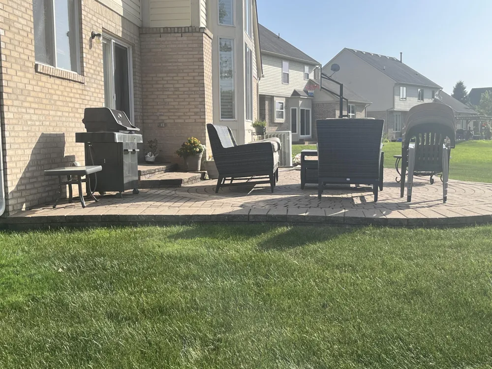 49182 Woodson Way Canton, MI 48187