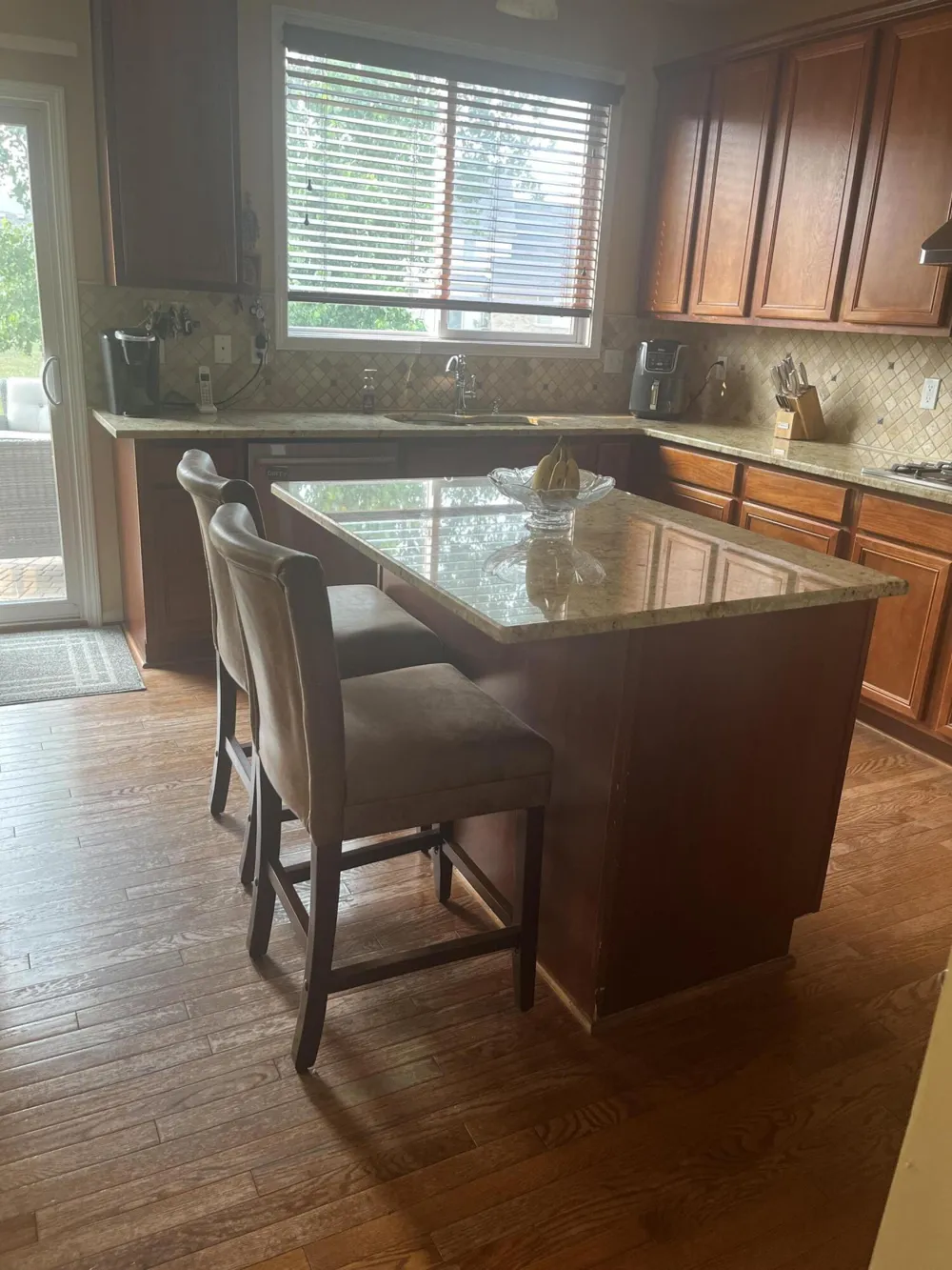 49182 Woodson Way Canton, MI 48187