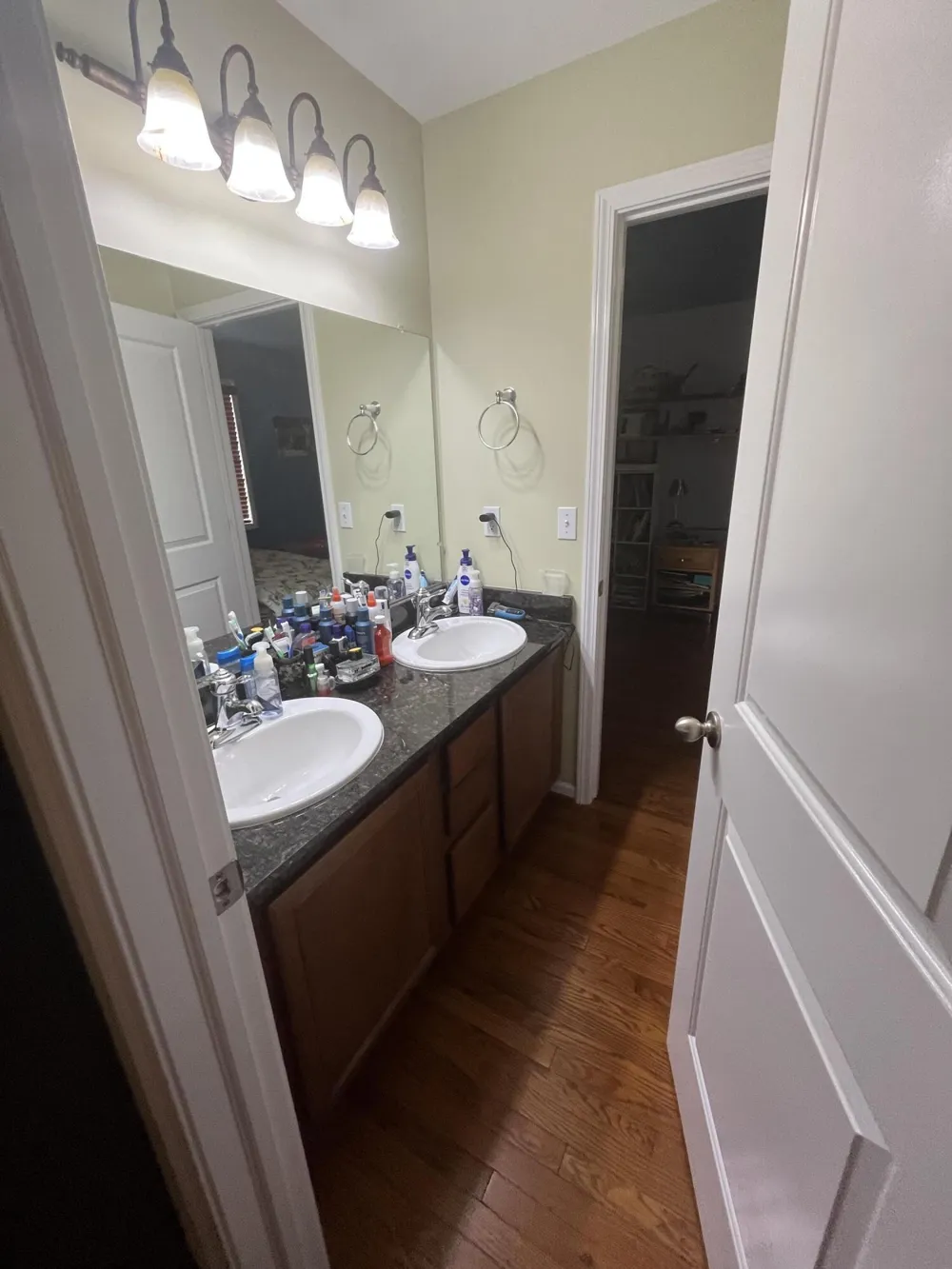49182 Woodson Way Canton, MI 48187