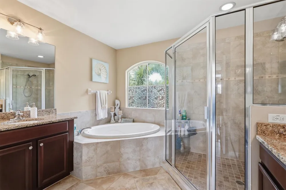 1517 Birdie Drive Naples, FL 34120