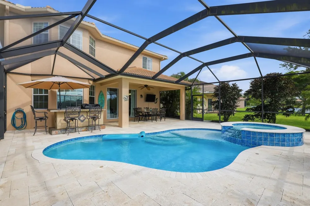 1517 Birdie Drive Naples, FL 34120