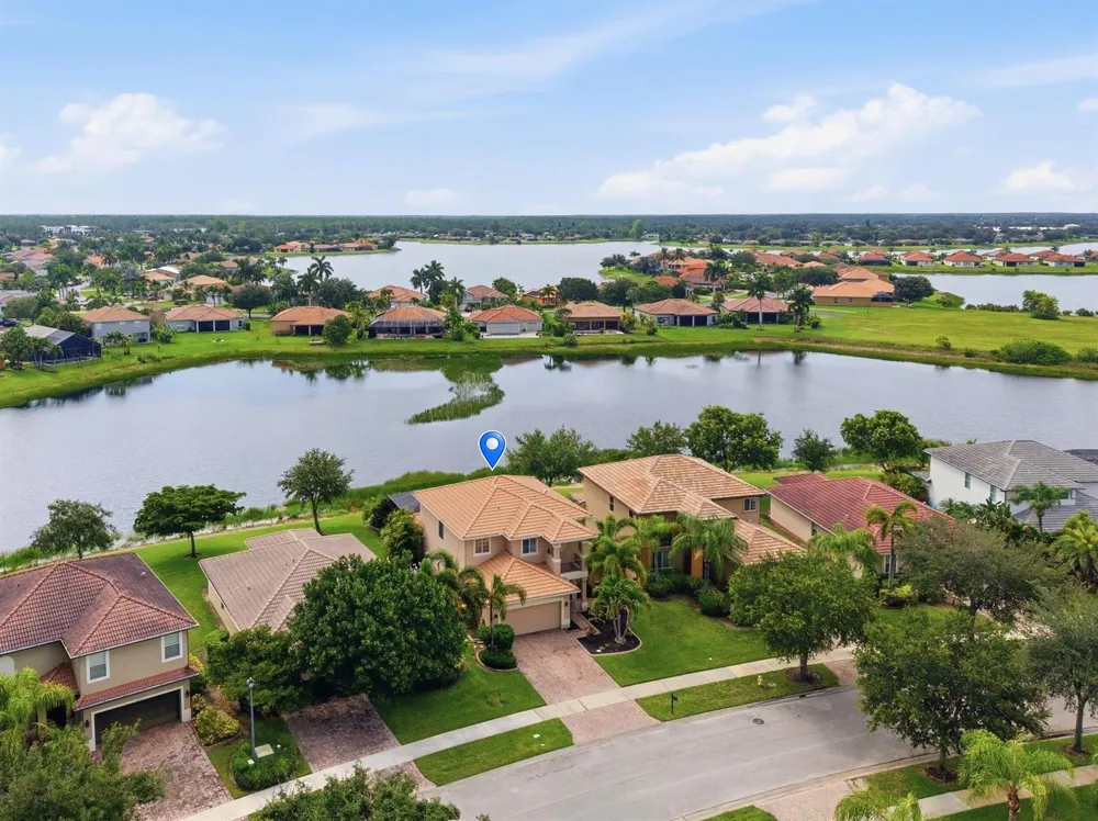1517 Birdie Drive Naples, FL 34120