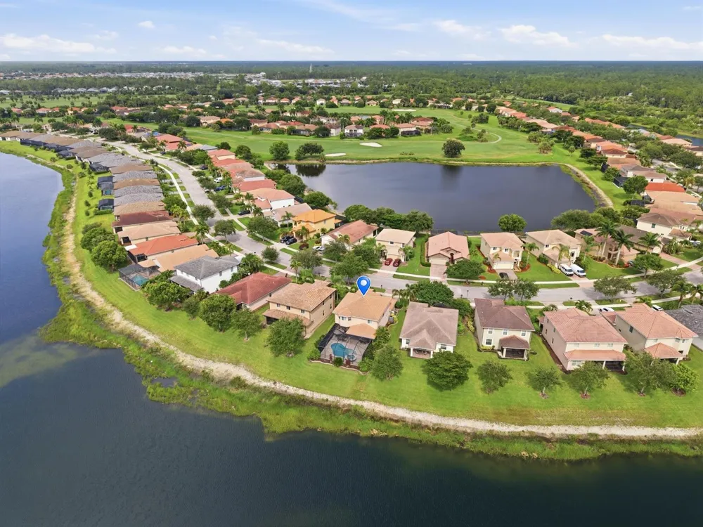 1517 Birdie Drive Naples, FL 34120