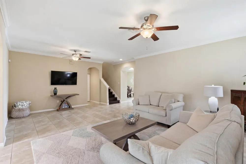 1517 Birdie Drive Naples, FL 34120