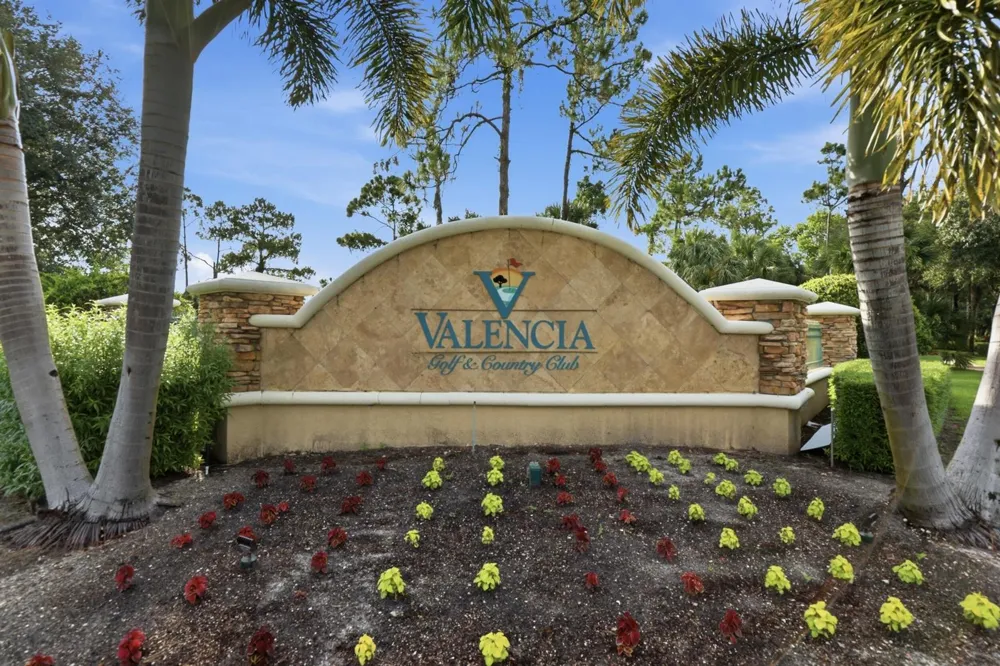 1517 Birdie Drive Naples, FL 34120