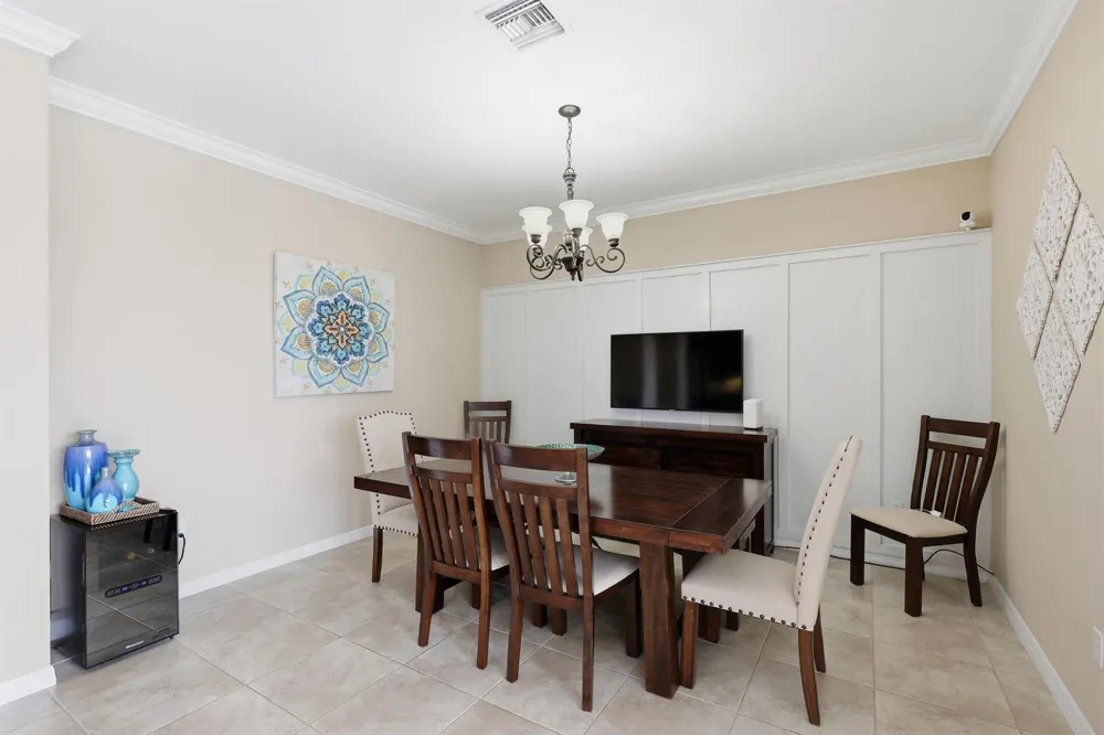 1517 Birdie Drive Naples, FL 34120