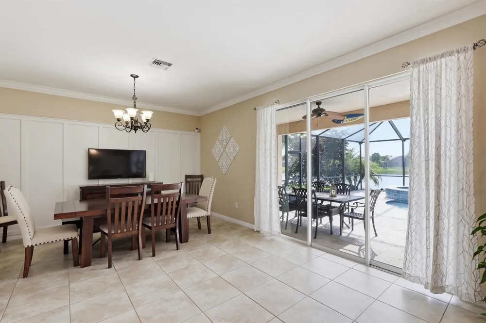 1517 Birdie Drive Naples, FL 34120