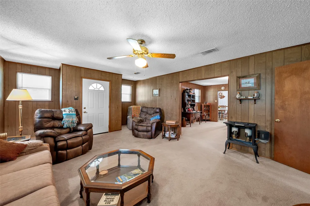 204 Christopher Drive Bruceville Eddy, TX 76524