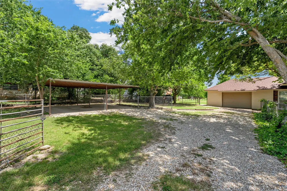 204 Christopher Drive Bruceville Eddy, TX 76524