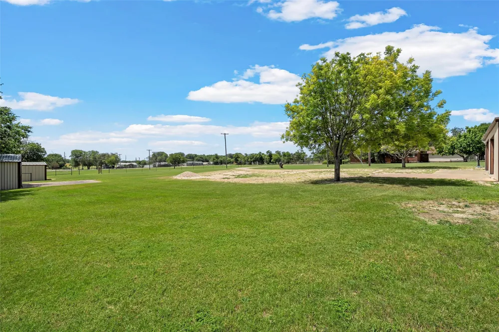 204 Christopher Drive Bruceville Eddy, TX 76524