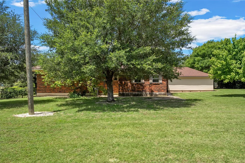 204 Christopher Drive Bruceville Eddy, TX 76524