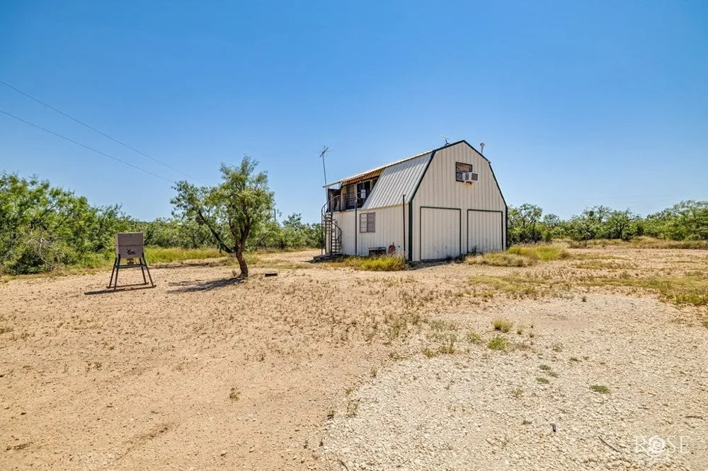 17001 Mustang Creek Road Paint Rock, TX 76862