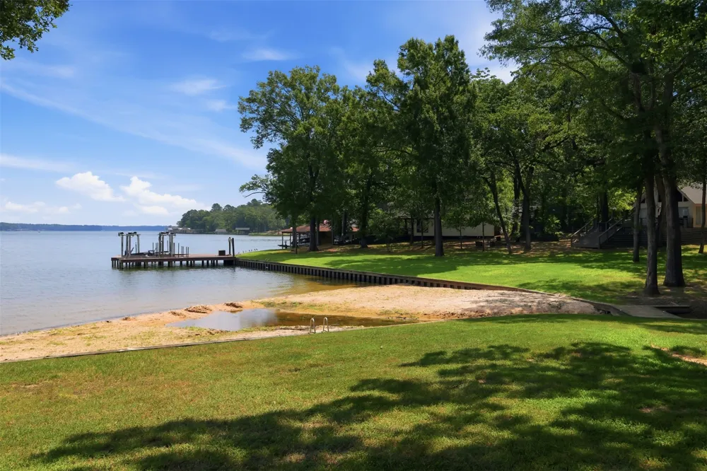 108 E Barker Creek Drive Scroggins, TX 75480
