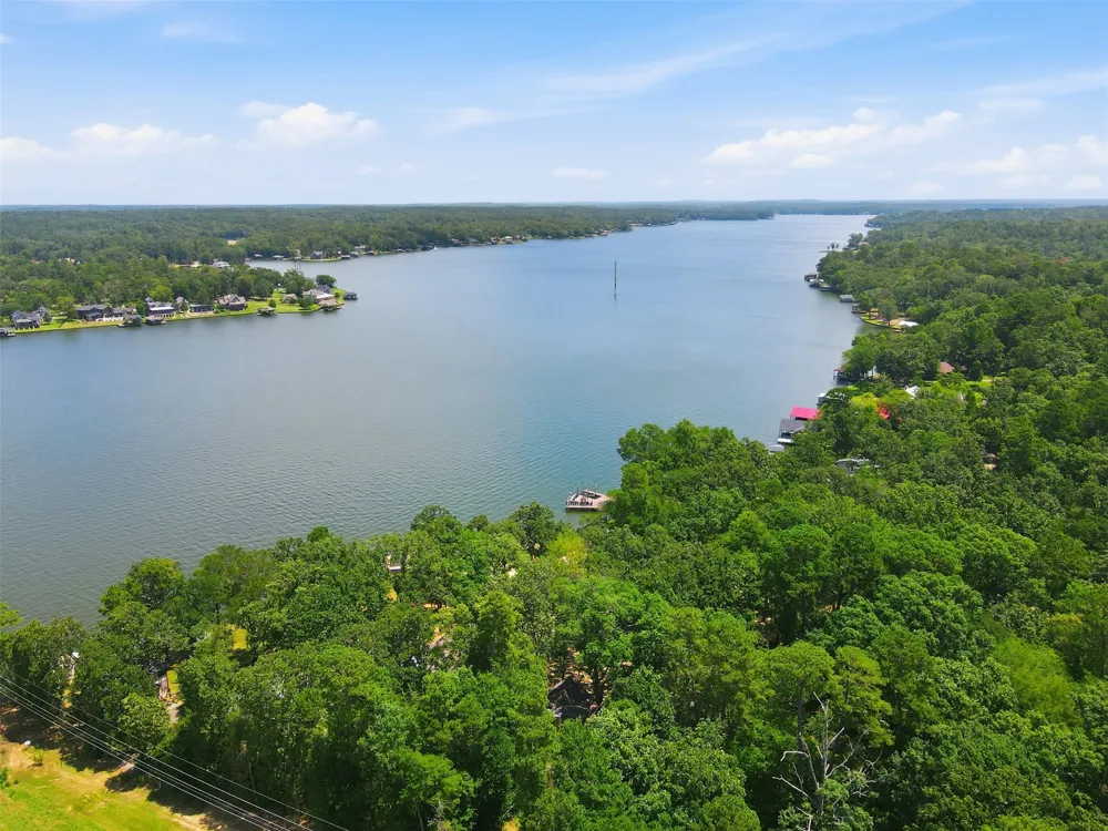108 E Barker Creek Drive Scroggins, TX 75480