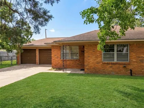 216 Schilling Street