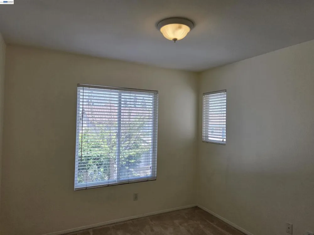 132 Citrine Ct Gardena, CA 90248