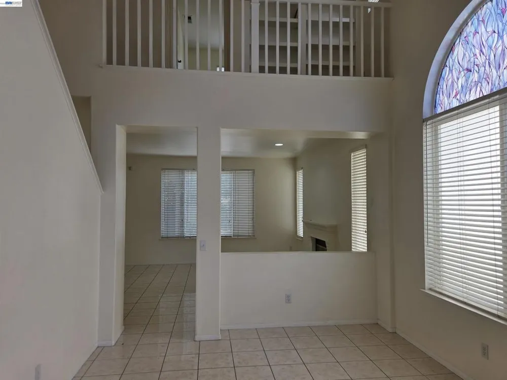 132 Citrine Ct Gardena, CA 90248