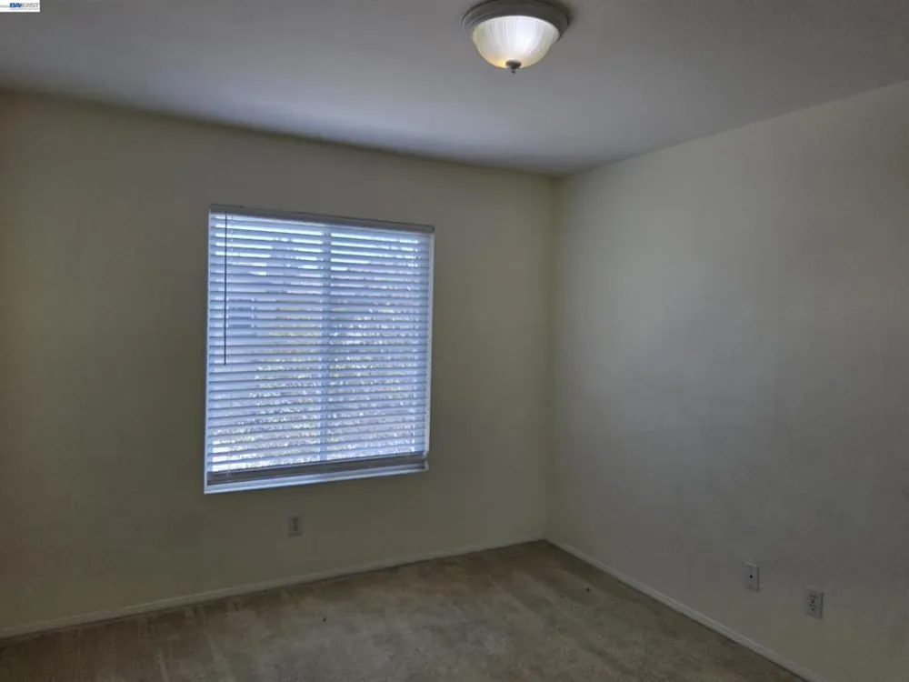 132 Citrine Ct Gardena, CA 90248