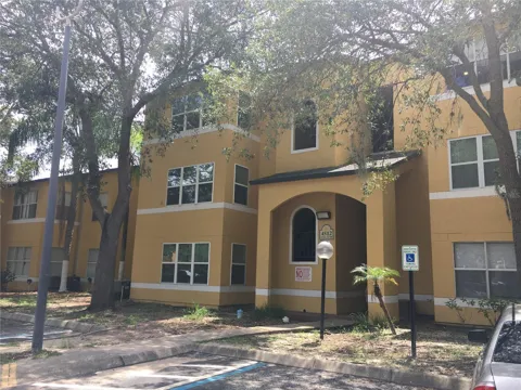4512 COMMANDER DRIVE #1725