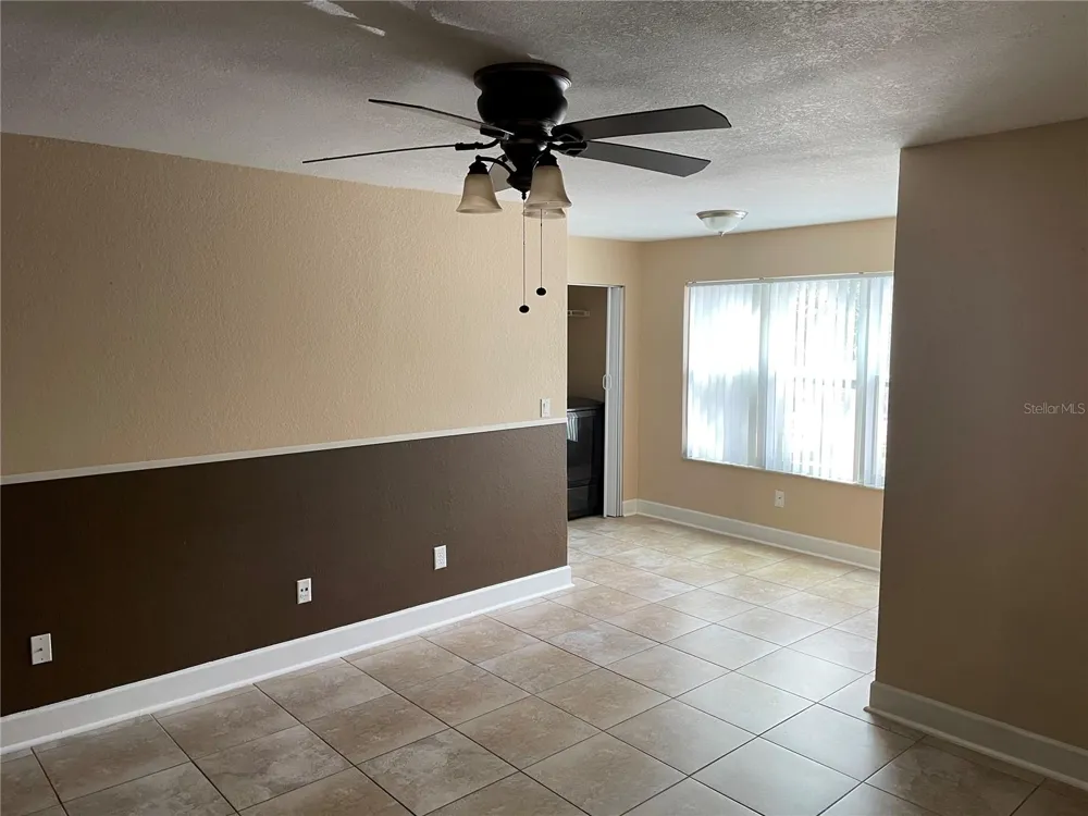 4512 COMMANDER DRIVE #1725 Orlando, FL 32822