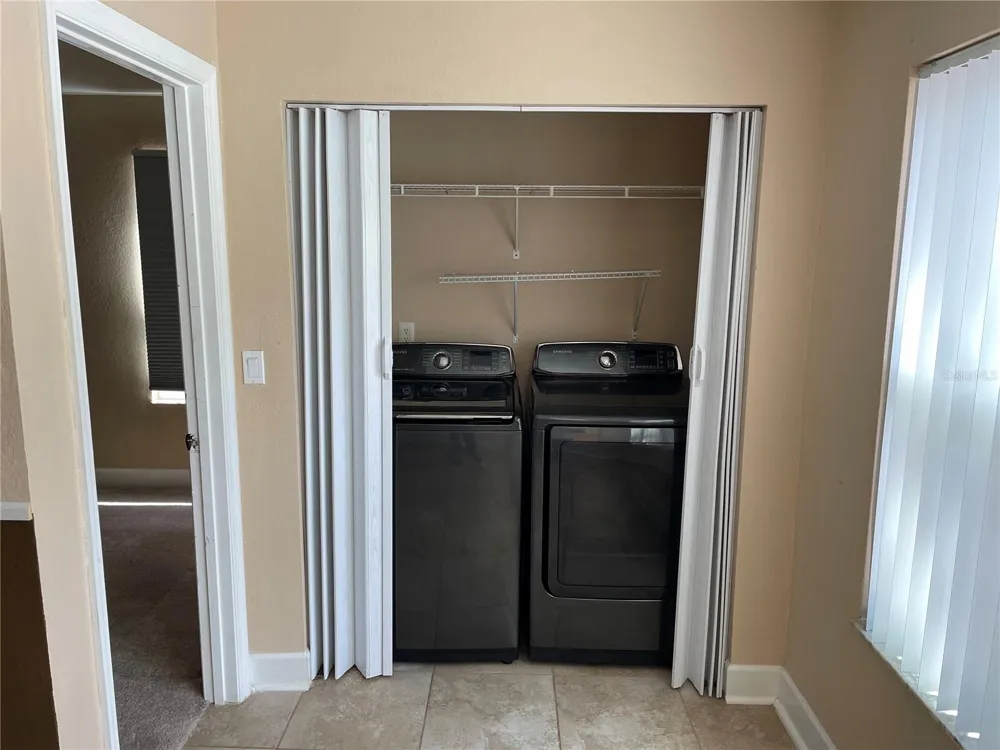 4512 COMMANDER DRIVE #1725 Orlando, FL 32822