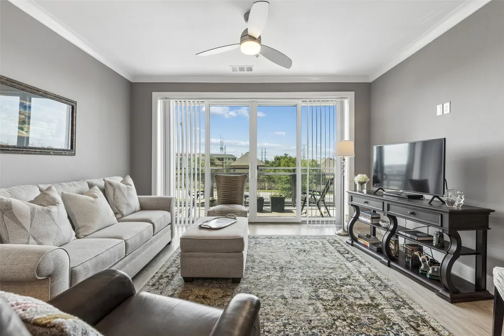 3517 Windhaven Parkway #2204 Lewisville, TX 75056