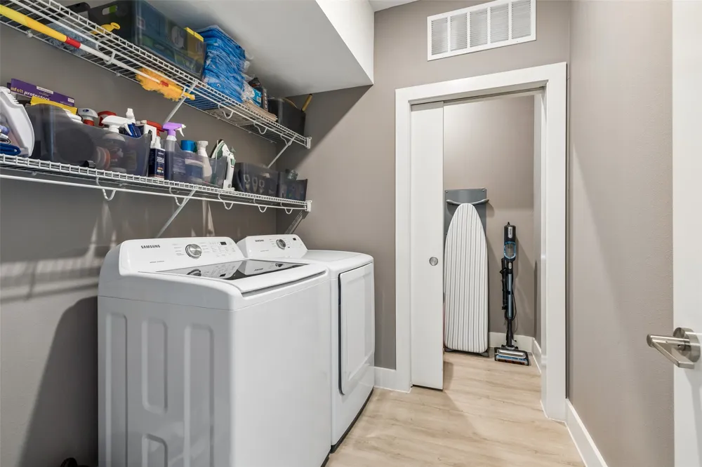 3517 Windhaven Parkway #2204 Lewisville, TX 75056