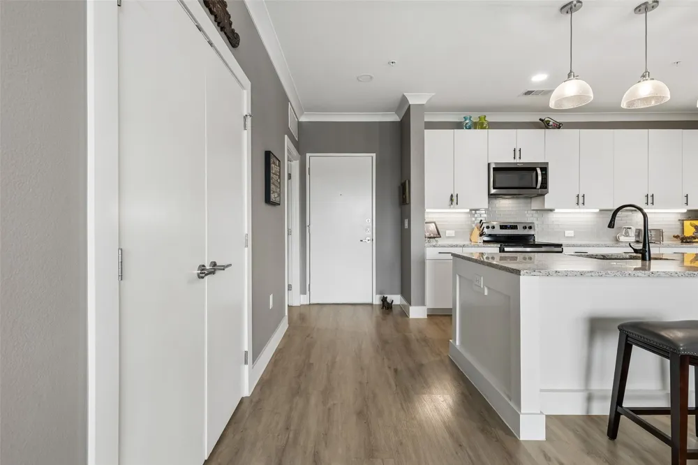 3517 Windhaven Parkway #2204 Lewisville, TX 75056