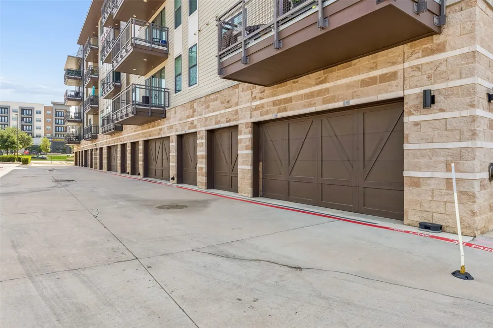 3517 Windhaven Parkway #2204 Lewisville, TX 75056