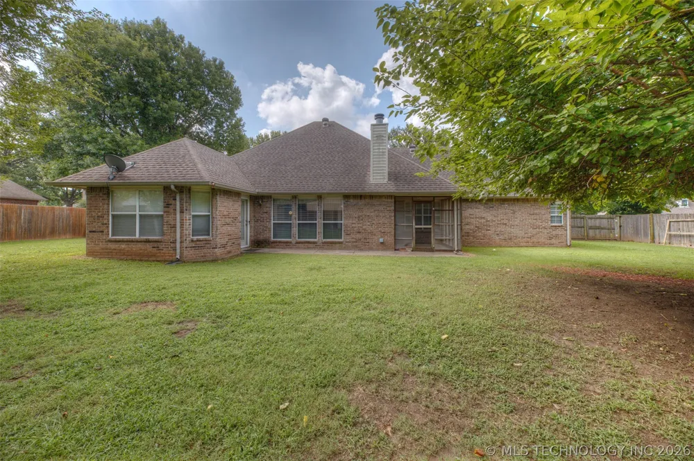 725 W 98th Street Jenks, OK 74037