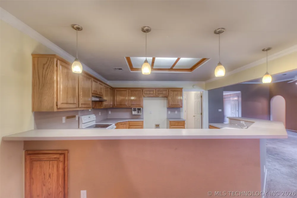 725 W 98th Street Jenks, OK 74037